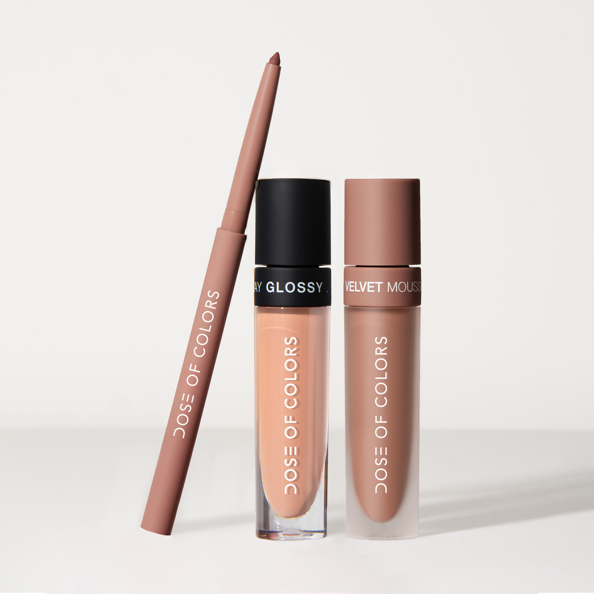 naked c cup volume lip tox Charlotte Tilbury Liner Lip Cheat Contour Duo This product is in the shade #Ballerina Pink M-shaped lips require strategy