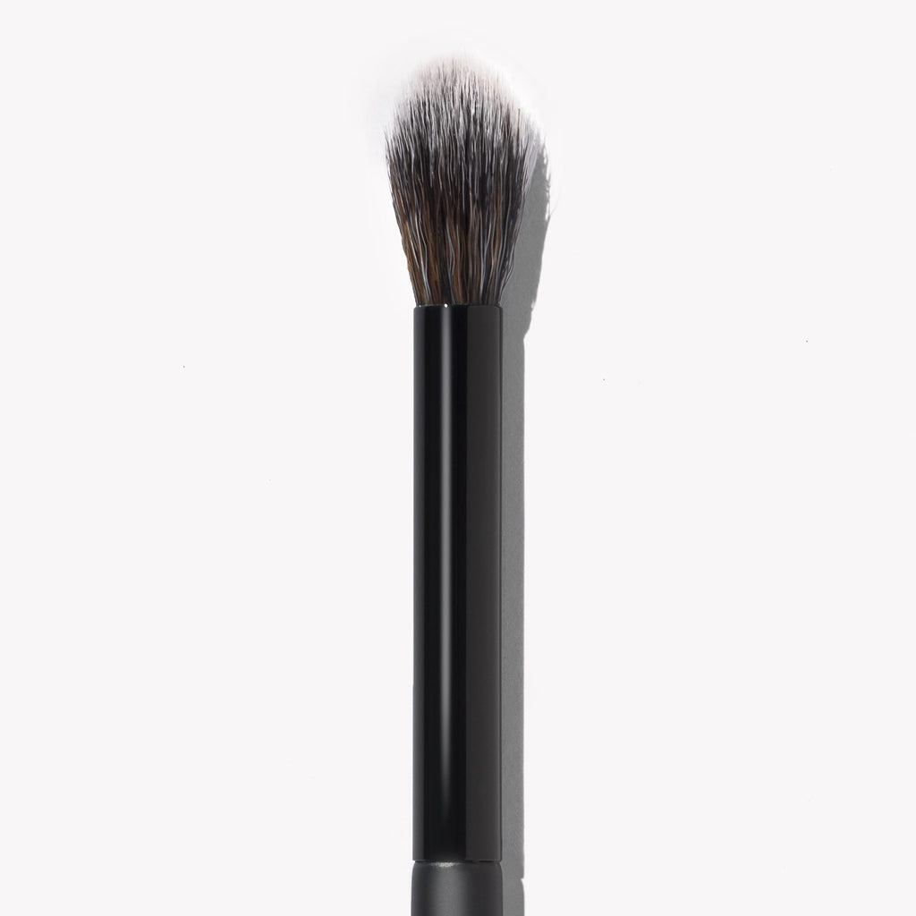 Blending Brush for Makeup, Ultimate Blending Brush for Foundation Concealer  Contour By Wild Universe, Premium Dense and Firm Bristles for Liquid Cream  and Flawless Powder, White Face Makeup Brush