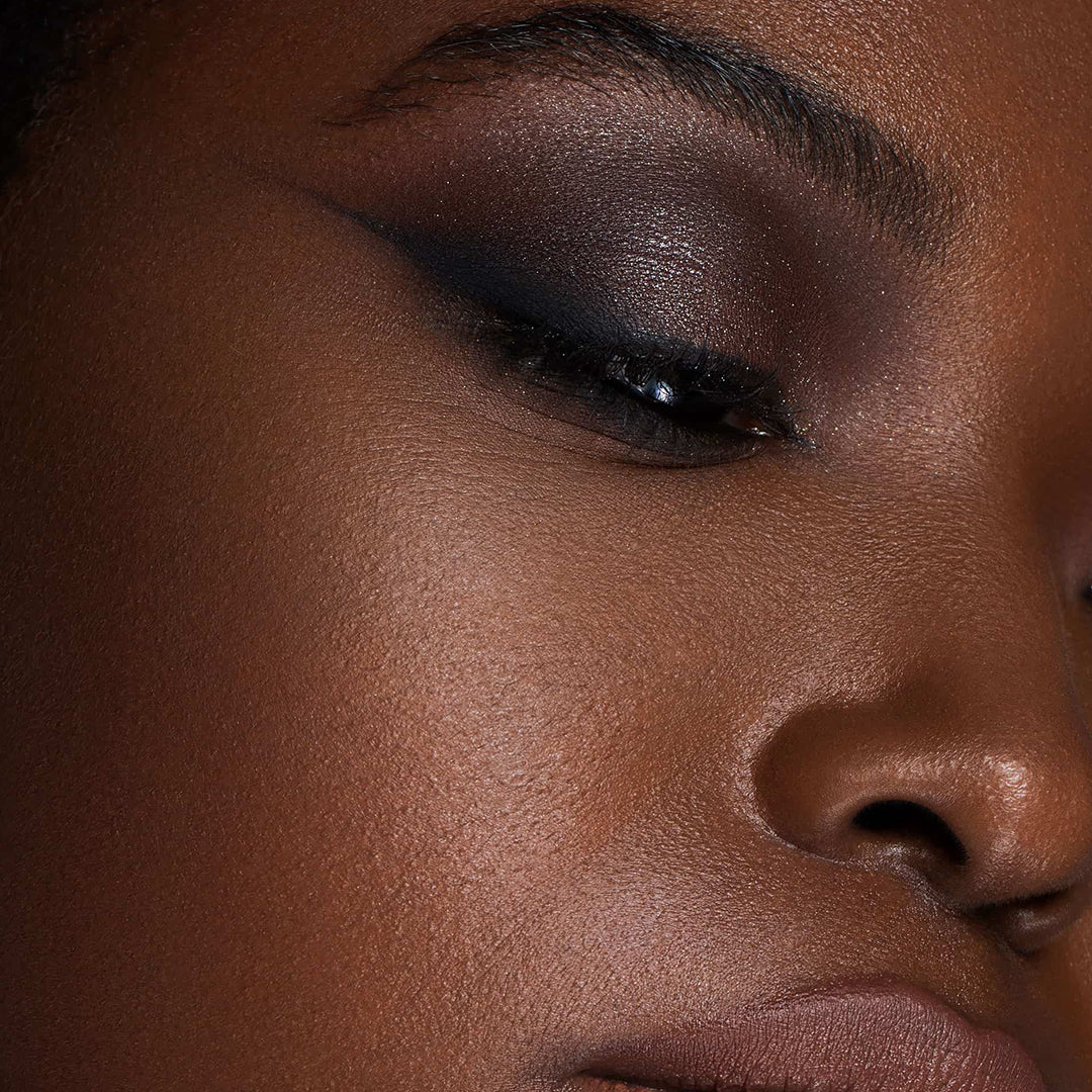 Master Smokey Eyeshadow Colors: Timeless Looks & Trendy Shades